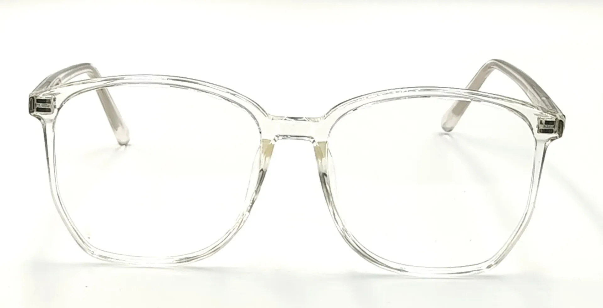 IQ-281-3 / نظارات طبية كاملة بلاستيك - نساء
