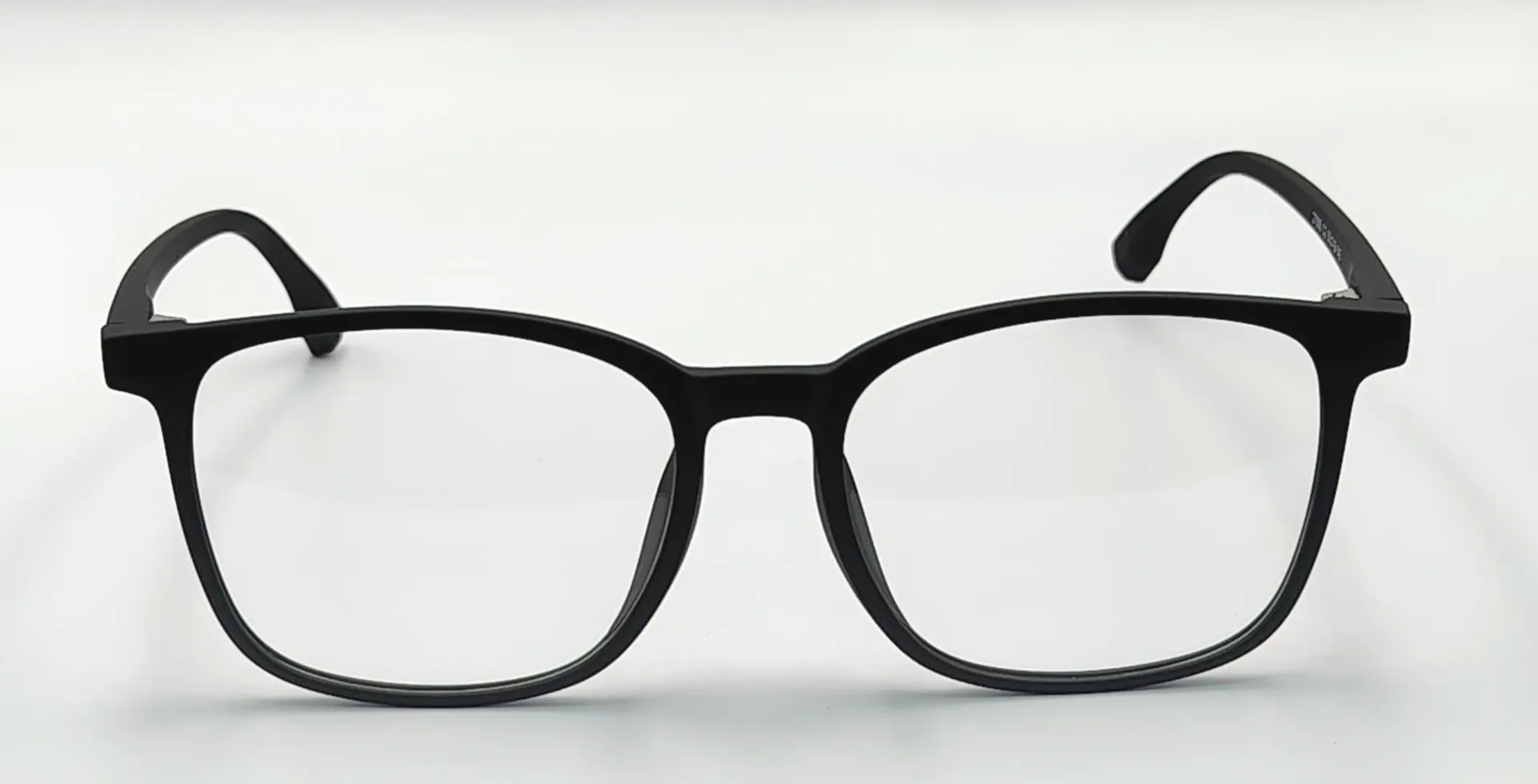 IQ-27008 / Optical-FULL-Plastic-UNI