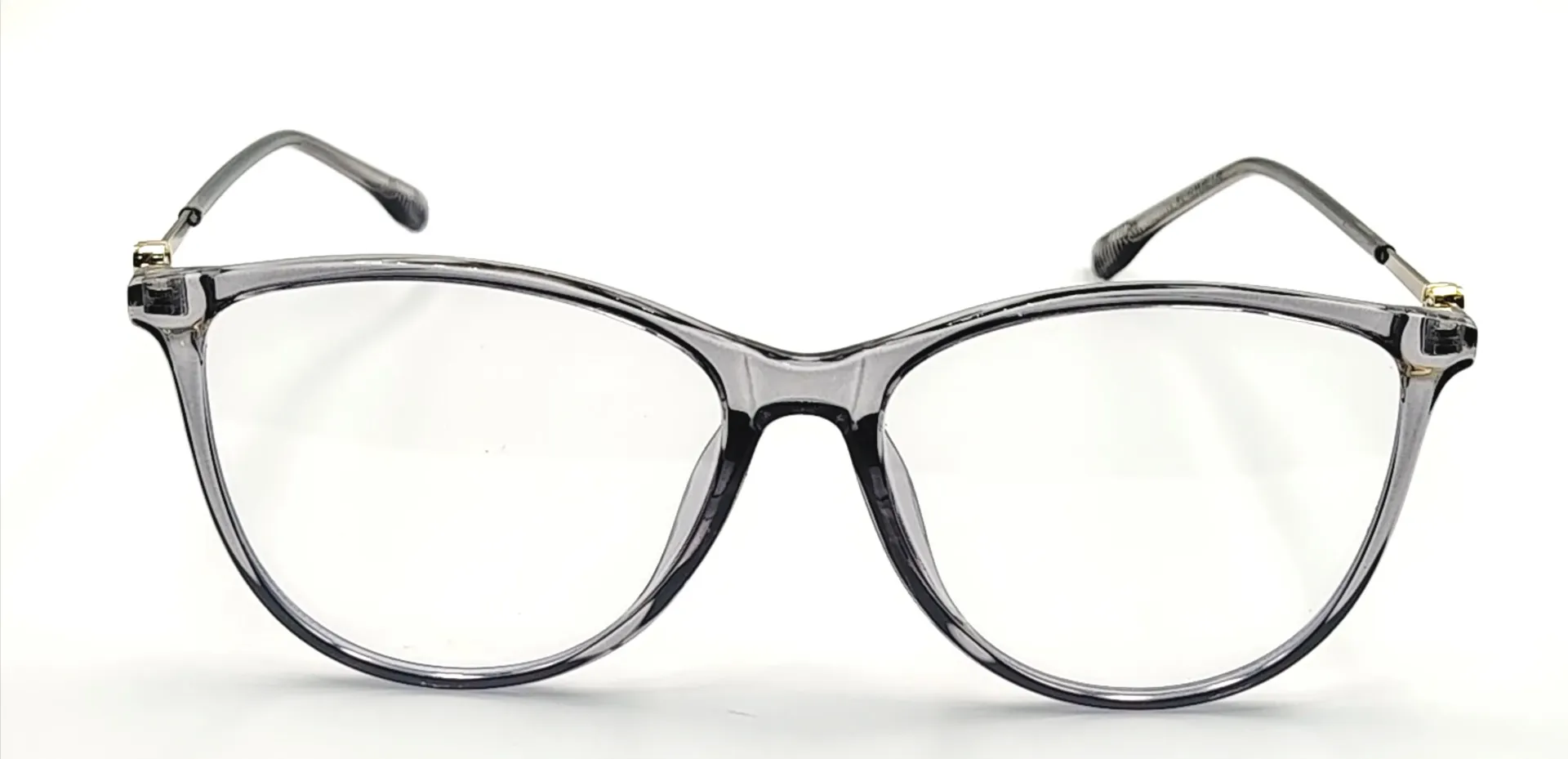 IQ-30322 / نظارات طبية كاملة من البلاستيك - نساء