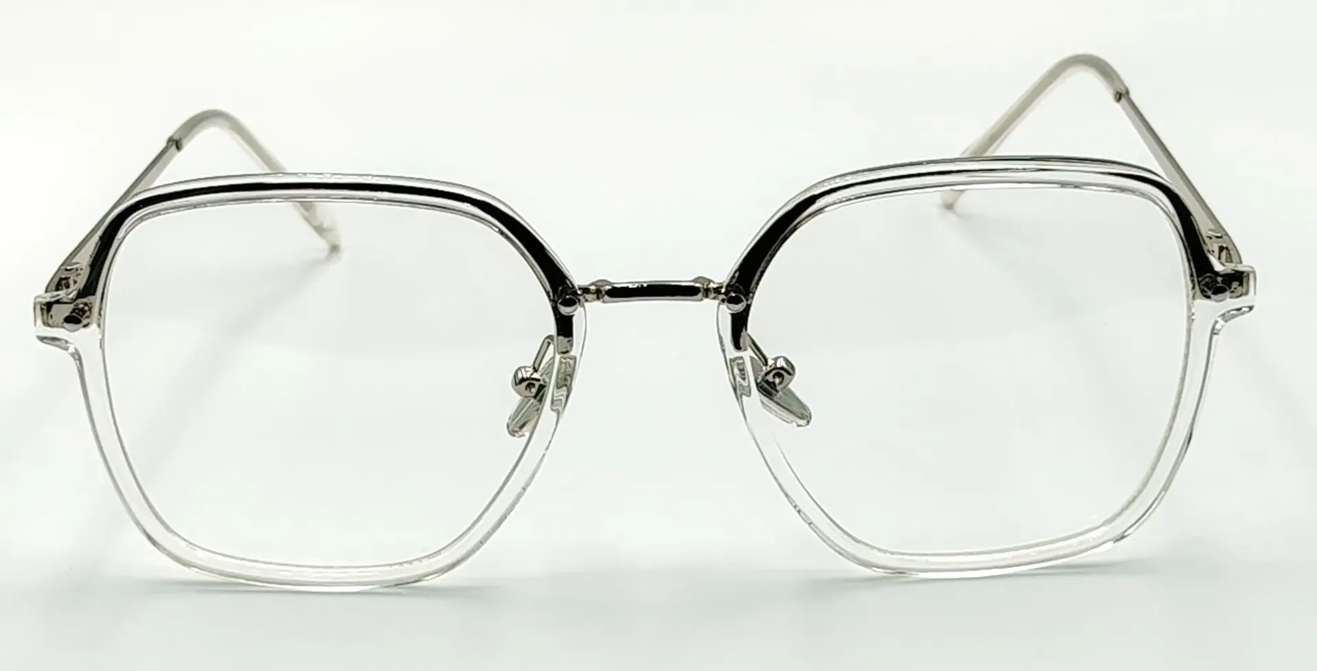 IQ-TR3119 / نظارات طبية كاملة من البلاستيك - نساء