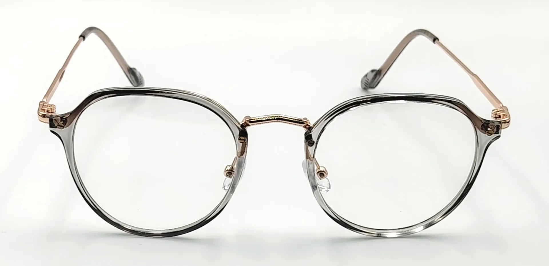 IQ-50106 / نظارات طبية كاملة من البلاستيك - نساء