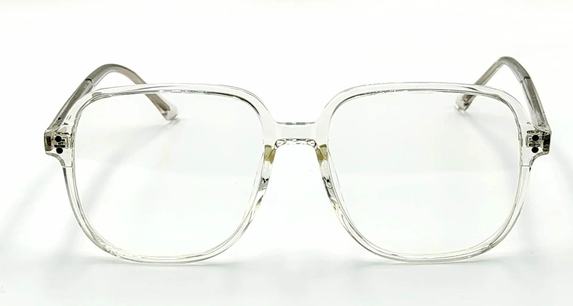 IQ-5552 / نظارات طبية كاملة من البلاستيك - نساء