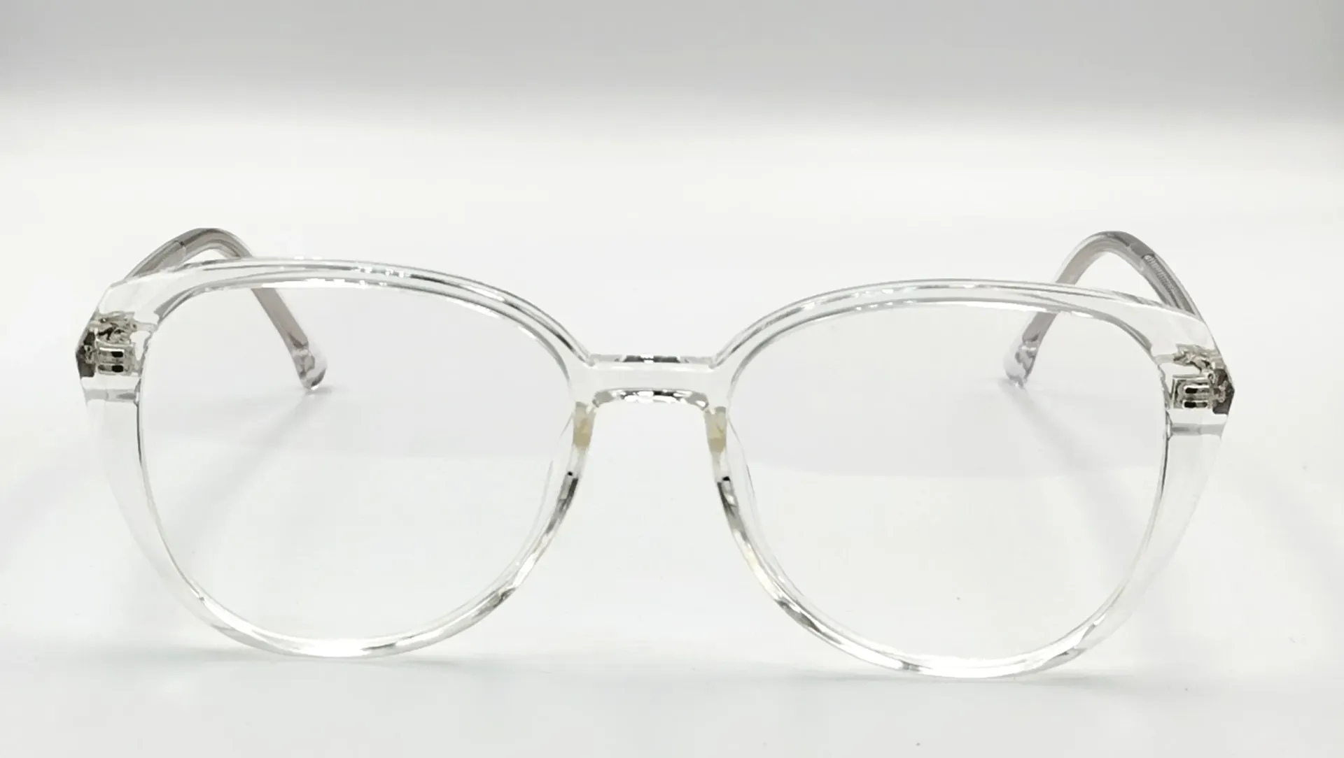 IQ-7038 / نظارات طبية كاملة من البلاستيك - نساء
