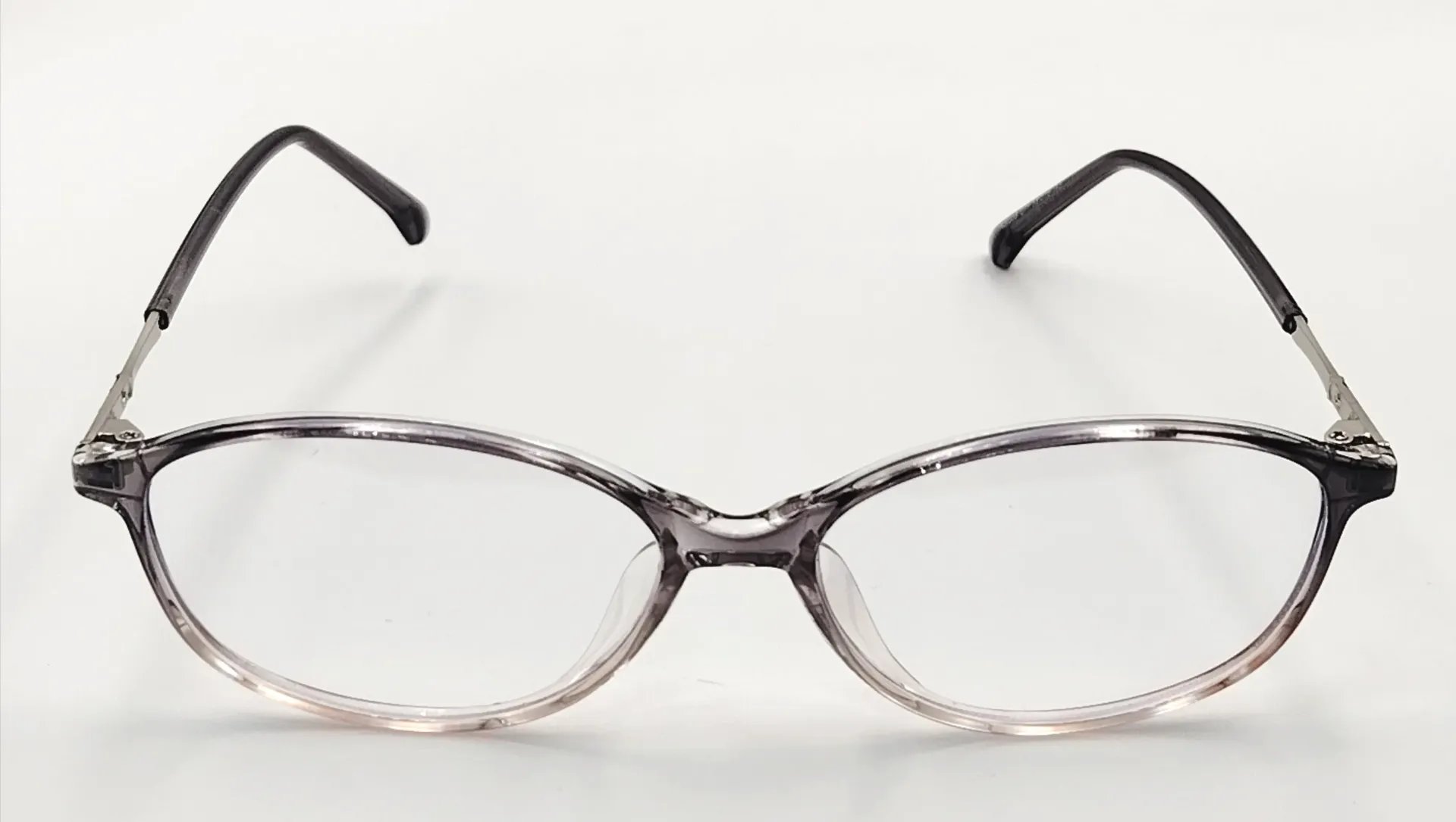 IQ-TR30338 / نظارات طبية كاملة من البلاستيك - نساء