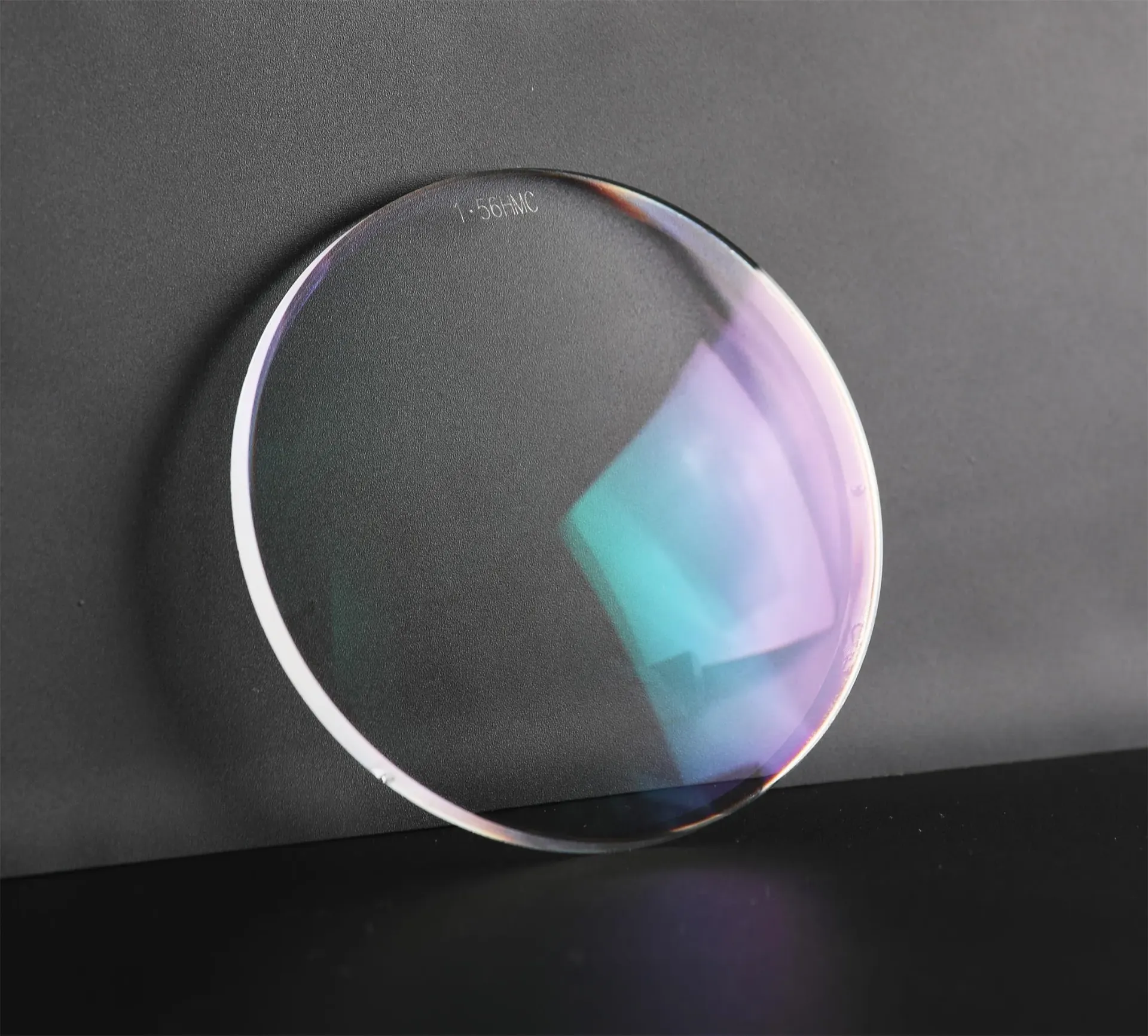 عدسة طبية بطبقة حماية عاكسة SV-1.56-HMC (1.56-HMC-rangeA)