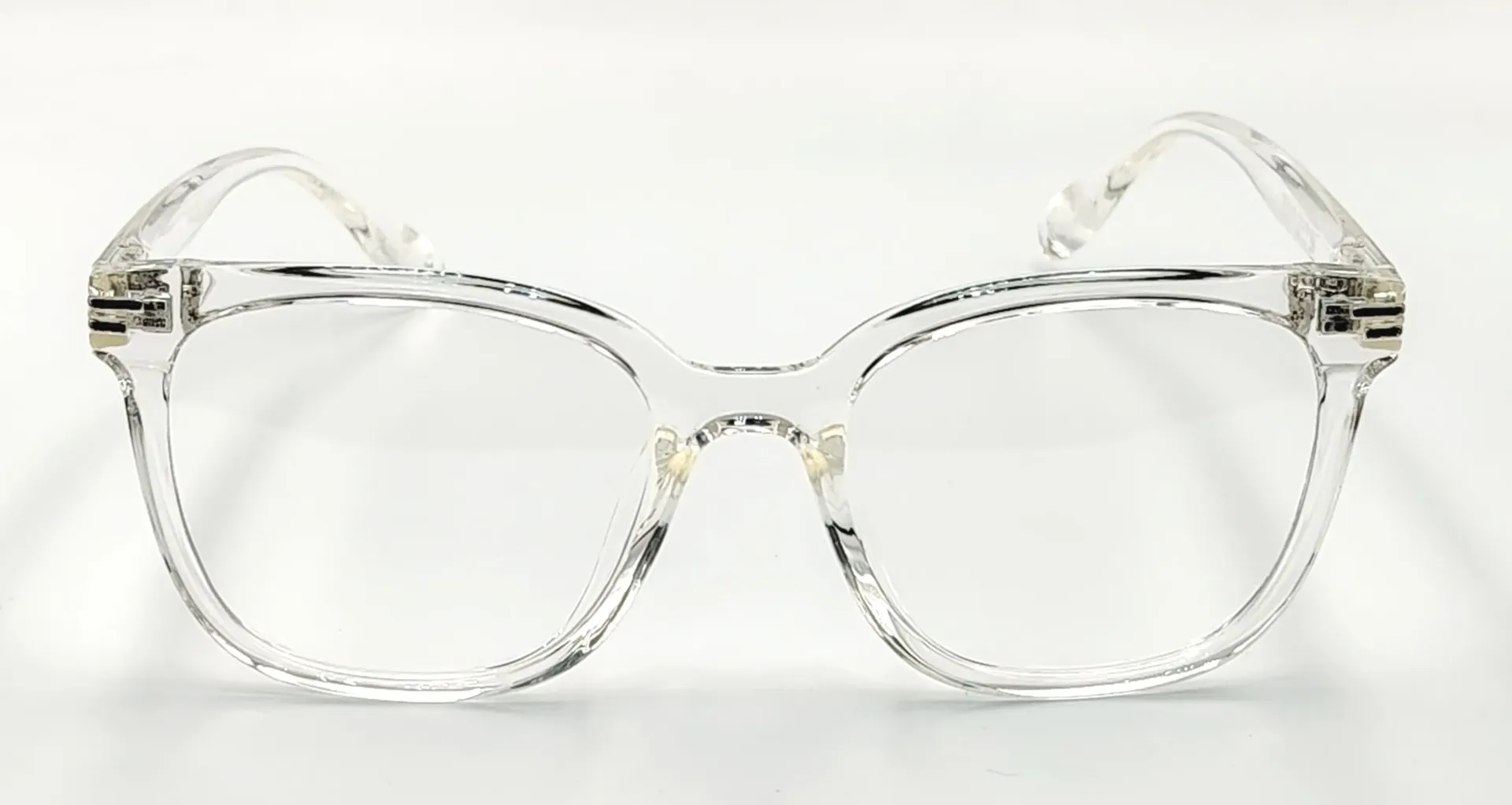 IQ-27013 / Optical-FULL-Plastic-UNI